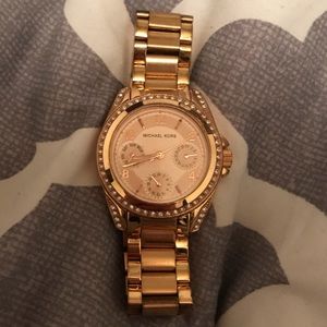 Michael Kors rose gold watch ⌚️